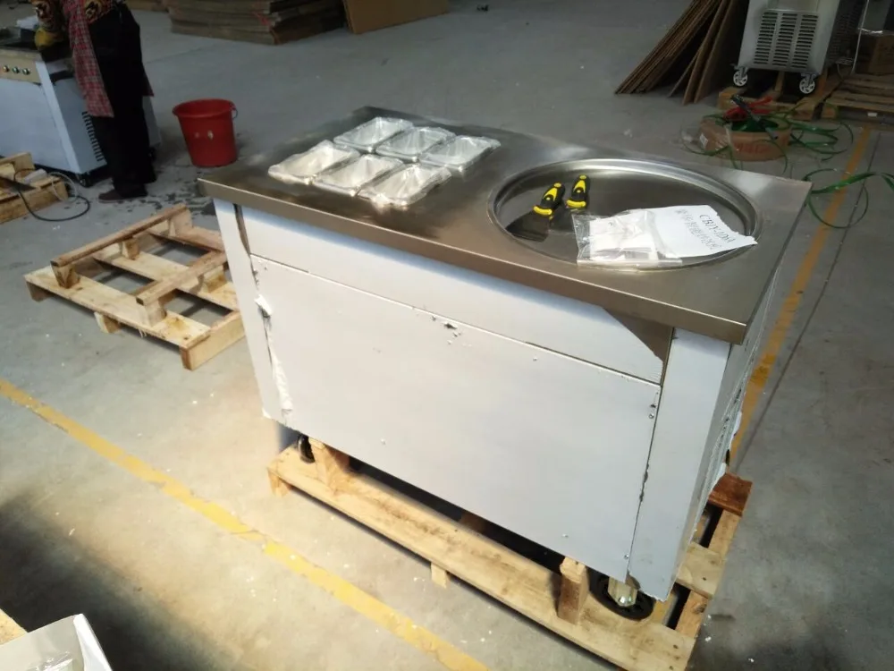 Машина для приготовления жареного мороженого с шестью фруктовыми баками