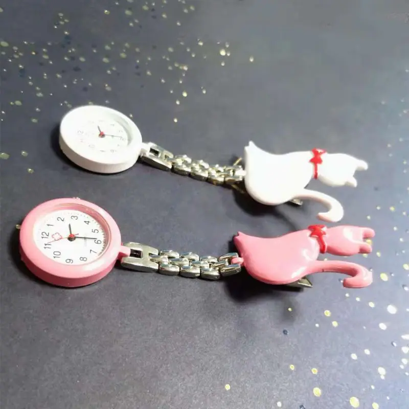 Кварцевые часы с кошкой из мультфильма, модные карманные часы, висячие клипсы, ювелирные изделия, очаровательные серебряные подвески, милые нагрудные Висячие принадлежности