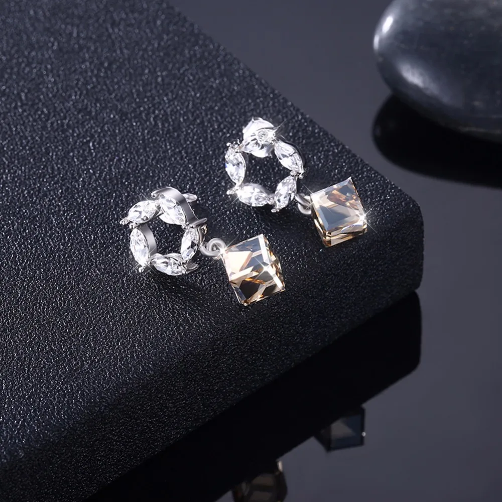 Серьги подвески с австрийским цветком серебро 925 пробы|Серьги-подвески| |