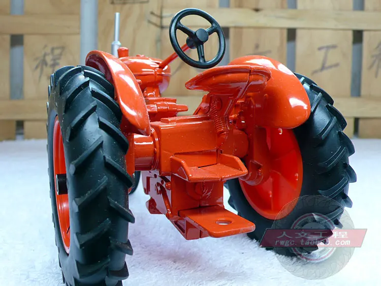 

AC 45 all-metal alloy hand tractor agricultural vehicle simulation model gift An Act ERTL 1:16