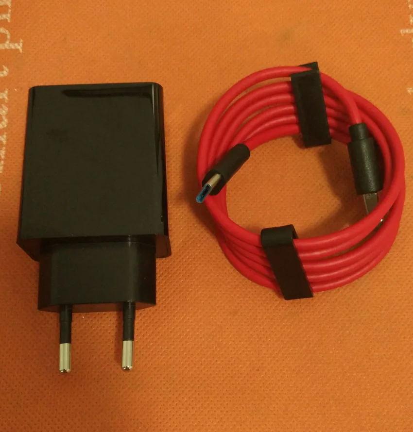 Оригинальное зарядное устройство для путешествий с европейской вилкой и USB