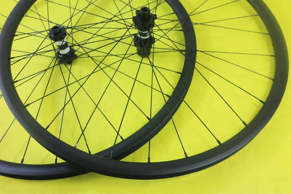 1445g 29er MTB XC 28 мм x 25 ассиметричный без крючков прямой углерод тяги Колесный