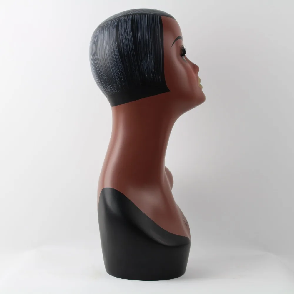 Женский манекен из стекловолокна с черной тканью темной кожи для демонстрации и