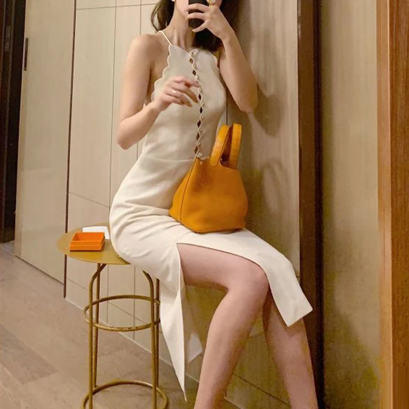 Женское облегающее платье с лямкой на шее Max Spri летнее ажурное волнистое до