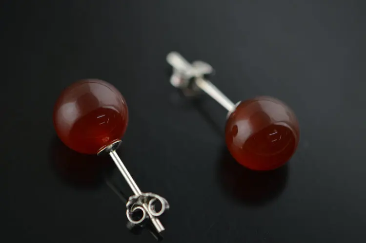 

Wholesale Natural Red Carnelian 8mm Ball Beads Stud Earrings