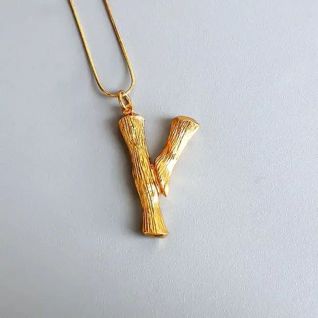 Трендовое бамбуковое ожерелье с буквенным принтом золотой змеей для женщин