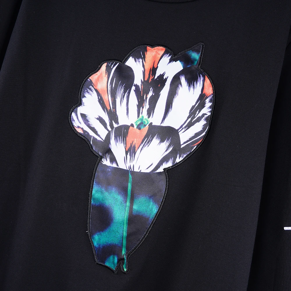 Женский свитшот с вышивкой в виде букв большого размера | Женская одежда