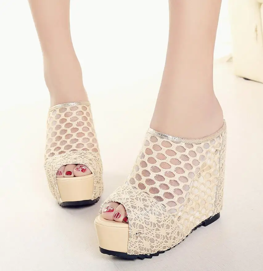 Chaussures femme ete/; женские сланцы на полой платформе; обувь на танкетке и высоком каблуке 12,5 см; женские летние босоножки на платформе; basket femme