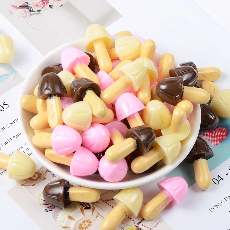 

6pcs/lot Mini Kawaii Mushroom Chocolate Miniature Dollhouse Kitchen Decoration