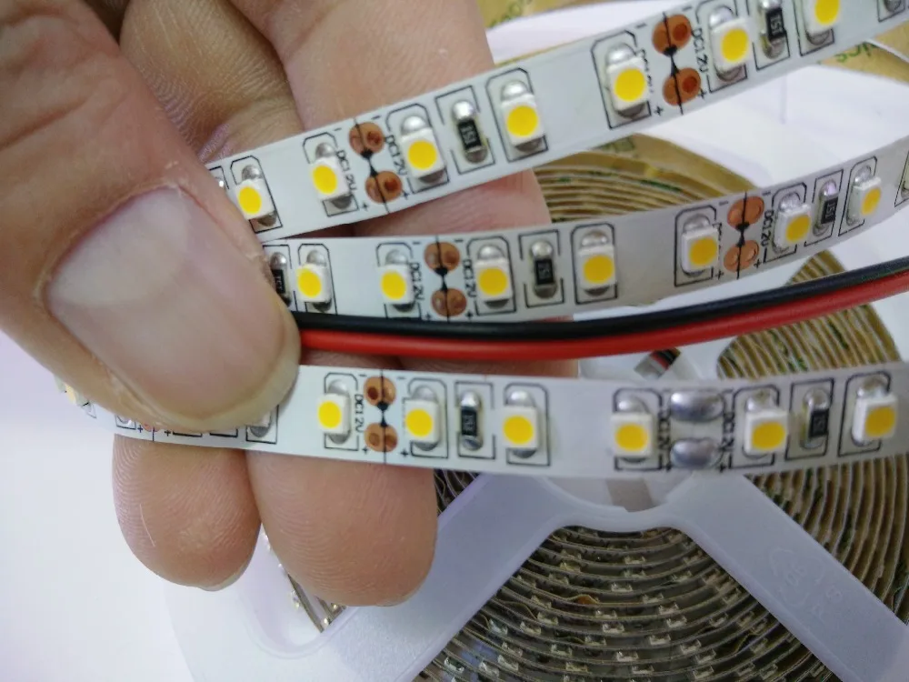 Суперъяркая гибкая светодиодная лента 5 м 2835 SMD 600 светодиодов/м 3528 светодиодов
