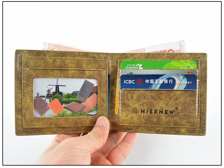 Тонкий короткий бумажник из искусственной кожи цвета хаки с рисунком детектива