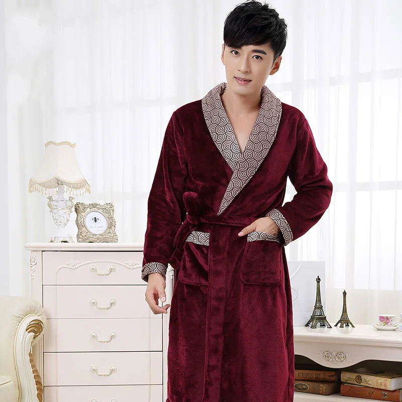 Autumn and Winter Flannel Robe Male Coral Fleece Bathrobe Lengthen Men's Sleepwear | Мужская одежда