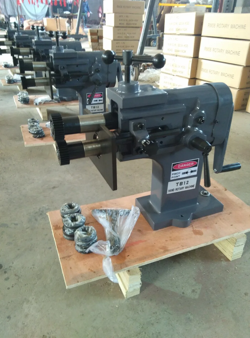 ТБ 12 металлические пластины Формовочная роторная машина пустая прессовочная