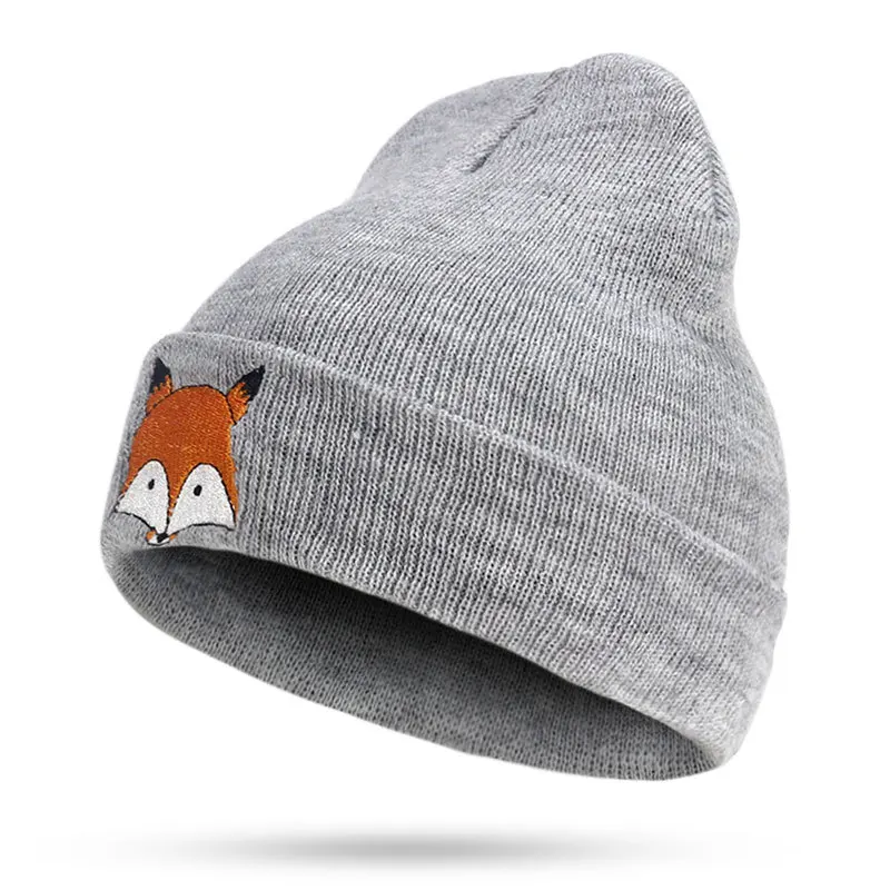 Новая осенне зимняя уличная вязаная женская шапка Skullies с вышитым лисьим принтом