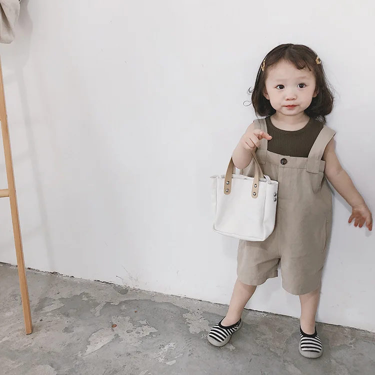 Модные свободные комбинезоны в Корейском стиле для маленьких девочек однотонные