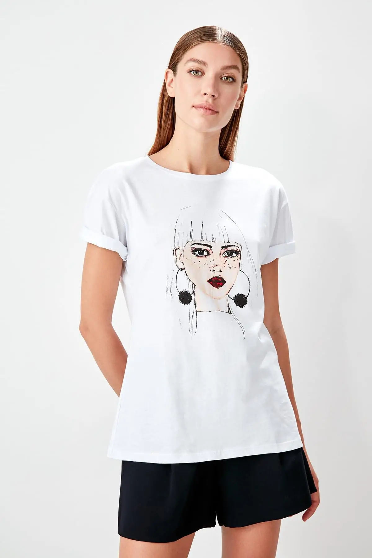 Trendyol белые Базовые Трикотажные футболки с принтом TWOAW20TS0055|Футболки| |