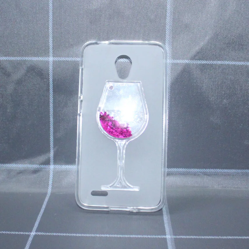 Бокал для красного вина динамическая жидкость с сияющими блестками движущаяся