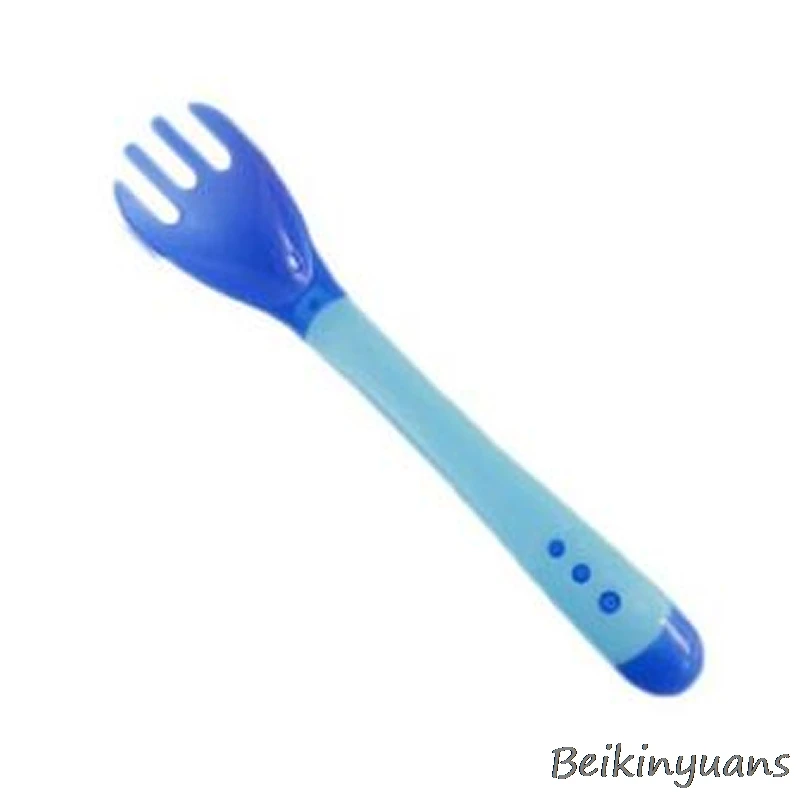 Детская посуда для измерения температуры ребенка с присоской для помощи миски для еды ложка с датчиком температуры ребенка bean для использования - Цвет: Blue fork