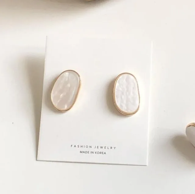 E Earrings HUANZHI элегантные белые геометрические большие серые жемчужины, разноцветная ракушка, серьги-гвоздики для женщин, девочек, свадебные украшения, подарок - Окраска металла: E Earrings