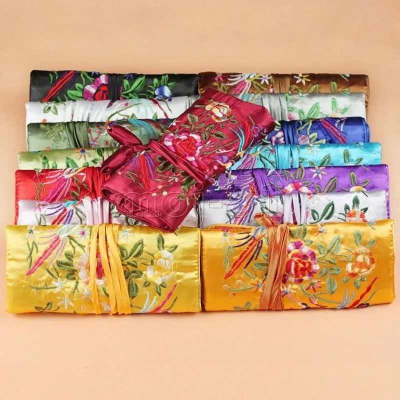 

wholesale 2pcs Chinese Silk Jacquard Jewelry Bag Roll Holder Organizer Travel Bag New Color random