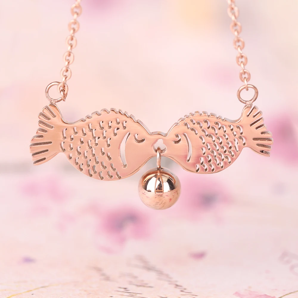 Kiss pisces rose gold necklace color 
