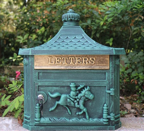 

Rustic Cast Iron Green Mail Box Mailbox Metal Letters Post Box Wall Mounted Postbox Country Home Decor Garden Yard Supplies