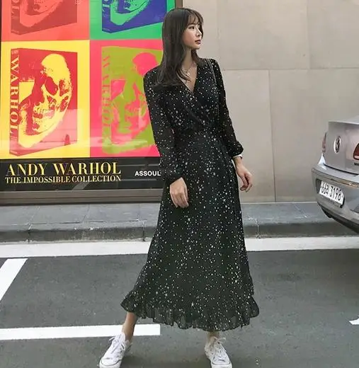 Шифоновое платье-миди в горошек с длинным рукавом V-образным вырезом | Женская