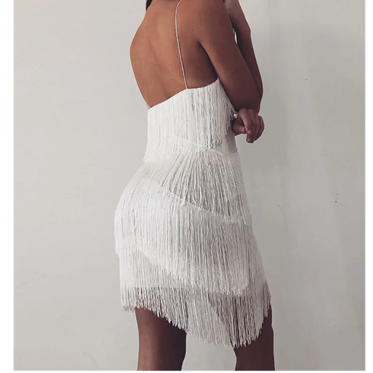 Женское облегающее платье с кисточками мини на бретельках Клубная одежда лето