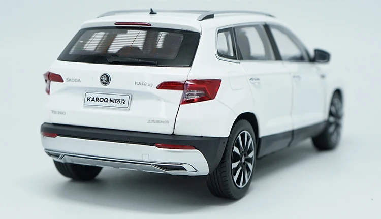 1:18 литая под давлением модель для Skoda KAROQ Sport line оранжевый внедорожник сплав игрушка автомобиль коллекция оригинальная коробка