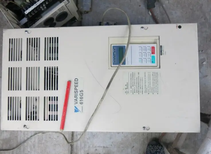 

Inverter CIMR-G5A4030 616G5 30KW 380V, Used one , 90% appearance new , 3 months warranty