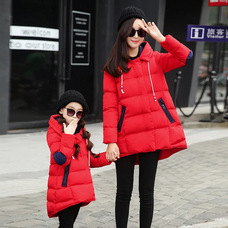 2017 зимняя одежда для матери и дочери утолщенной из хлопка парки малышей Куртки