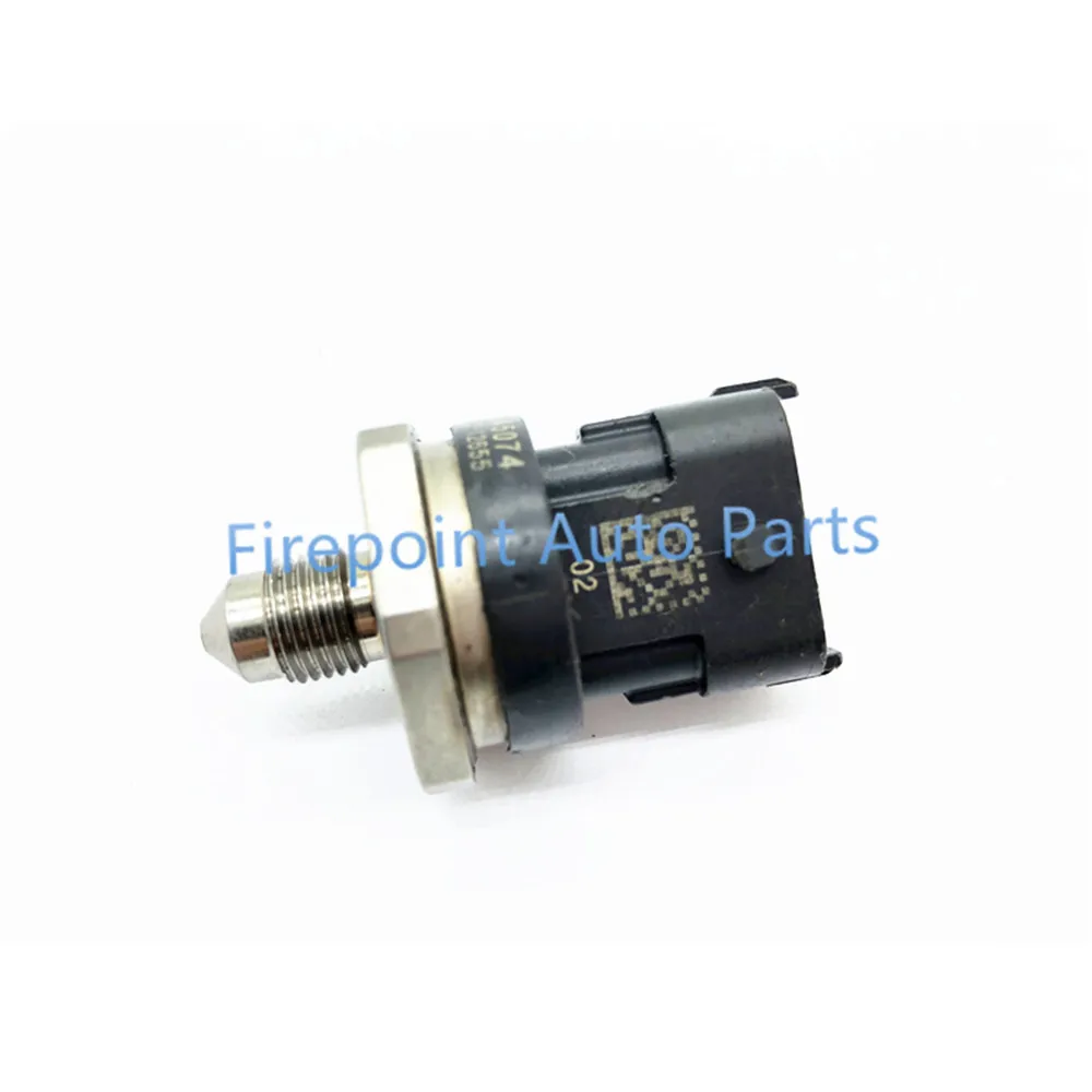 Датчик давления топлива в топливной рампе для Mazda OEM 0261545074 L807-18-211 0261545058 L80718211 |
