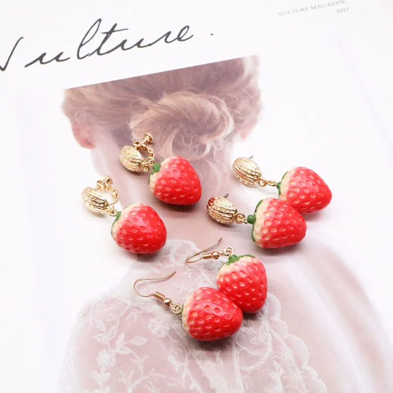 

Sweet Cute Design Strawberry Charm Earring