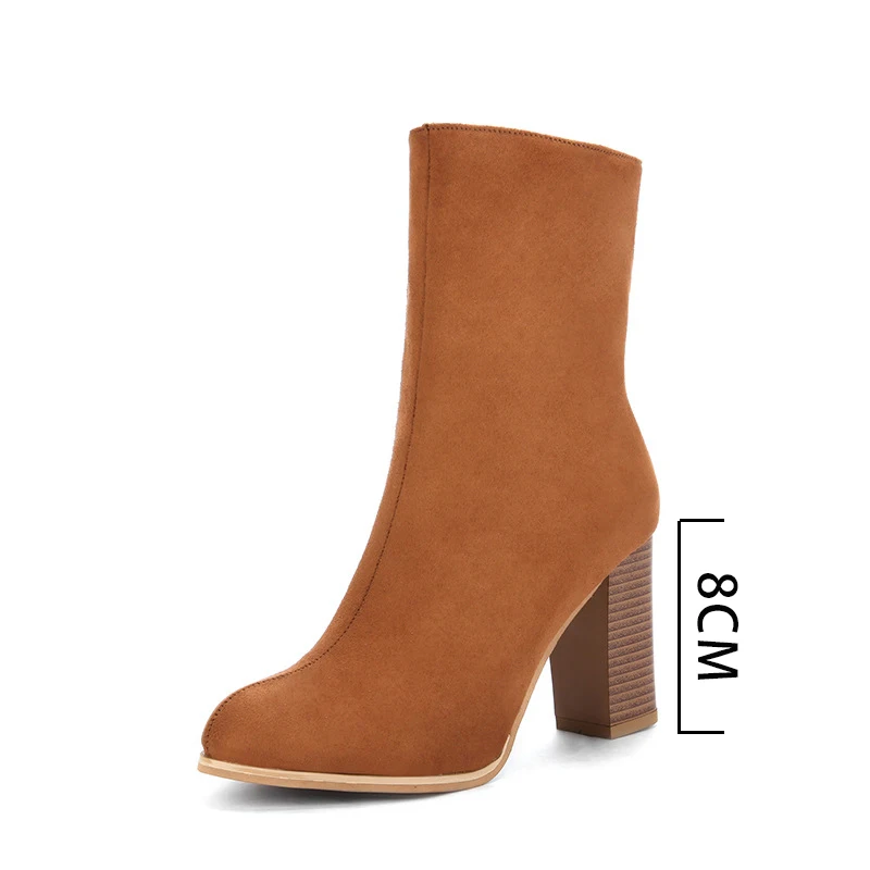 Женские ботинки на молнии Fujin короткие из флока платформе с закругленным носком