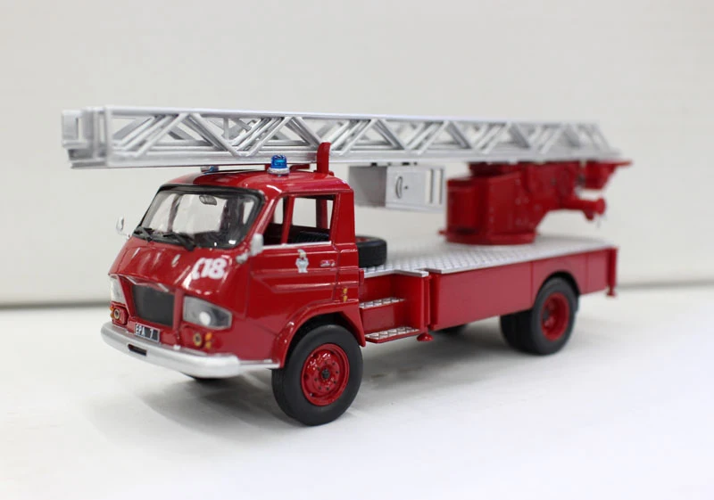 

rare Special Offer 1:43 French 350 ladder truck fire engine Alloy automobile model Collection Model