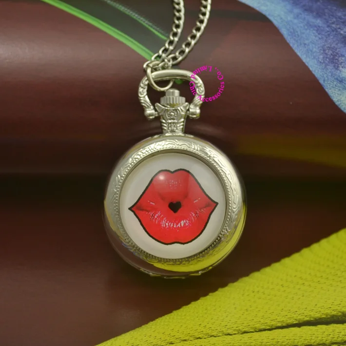 Оптовая продажа модные красные карманные часы с губами ожерелье женские