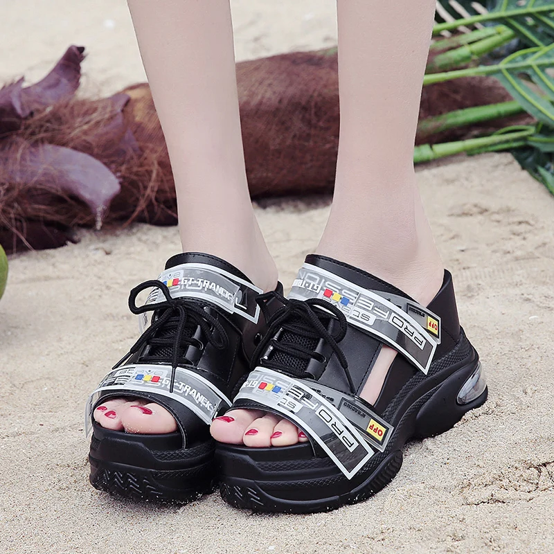 Новинка 2019 года стильные женские шлепанцы повседневная обувь на танкетке 11 см