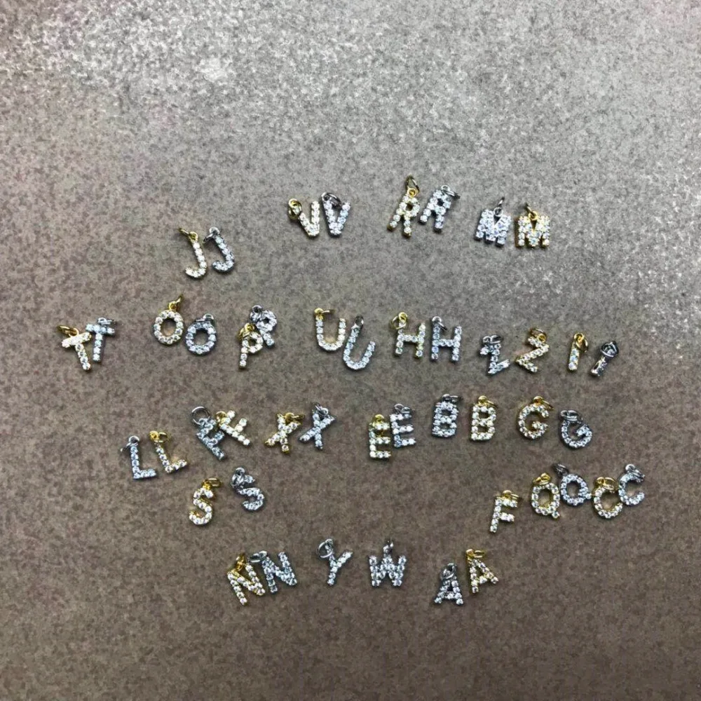 Маленькие белые фианиты закрепка отдельные буквы алфавита X Y Z W очаровательные