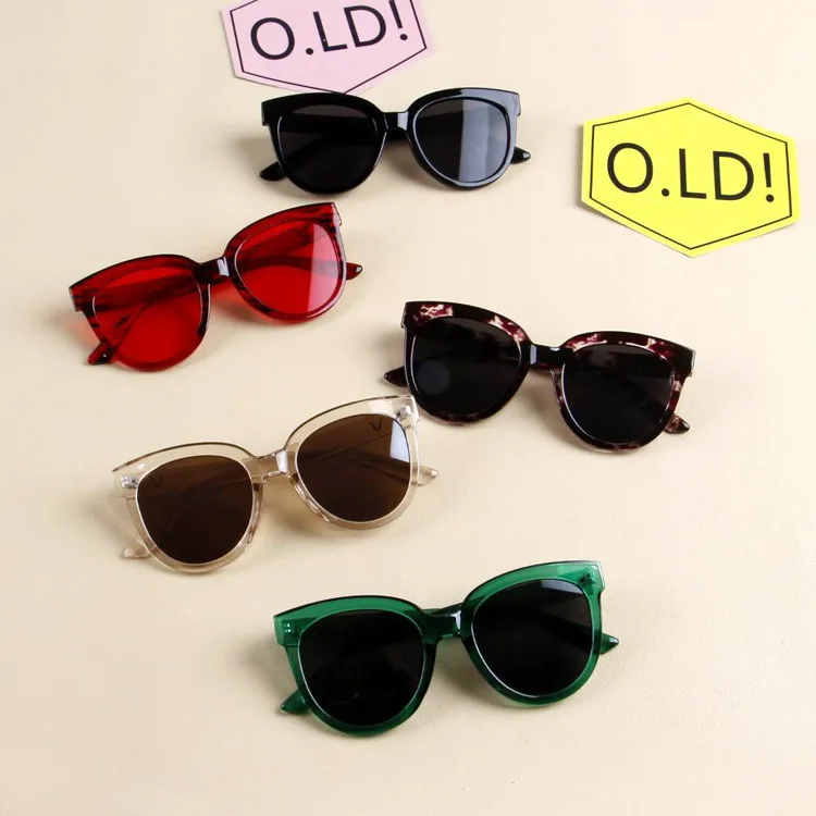 Бесплатная доставка модные новые детские солнцезащитные очки с защитой от