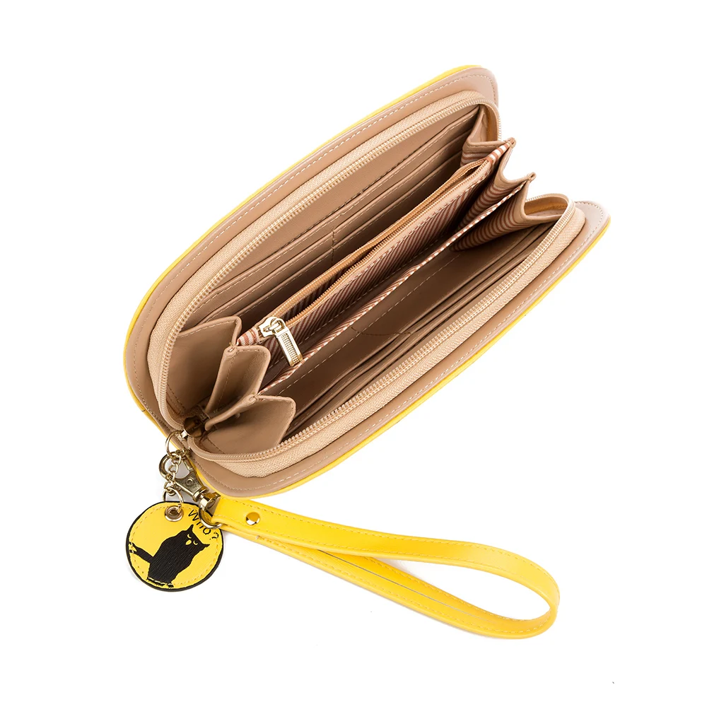 Сумочка женская на молнии с отделением для мелочи и кредитницей аппликация в