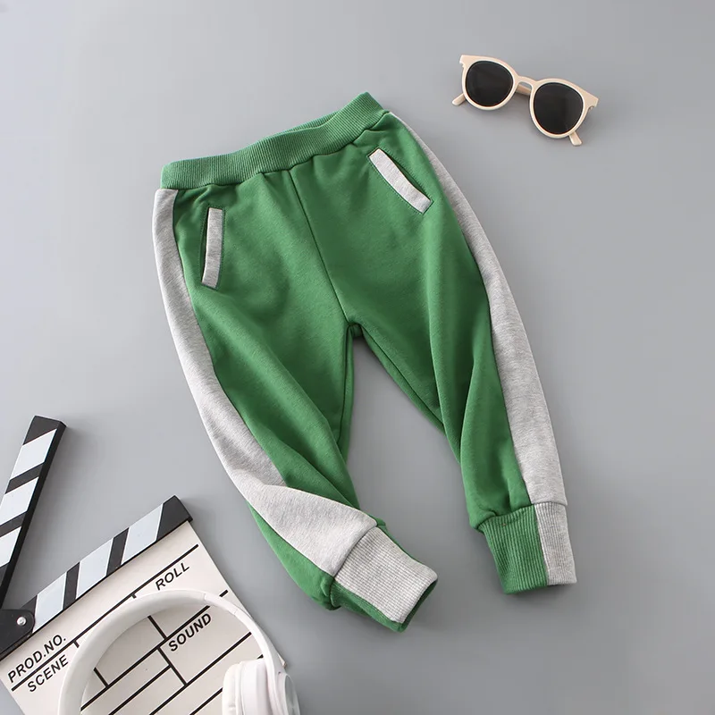 Детские демисезонные брюки для мальчиков и девочек спортивные в стиле пэчворк