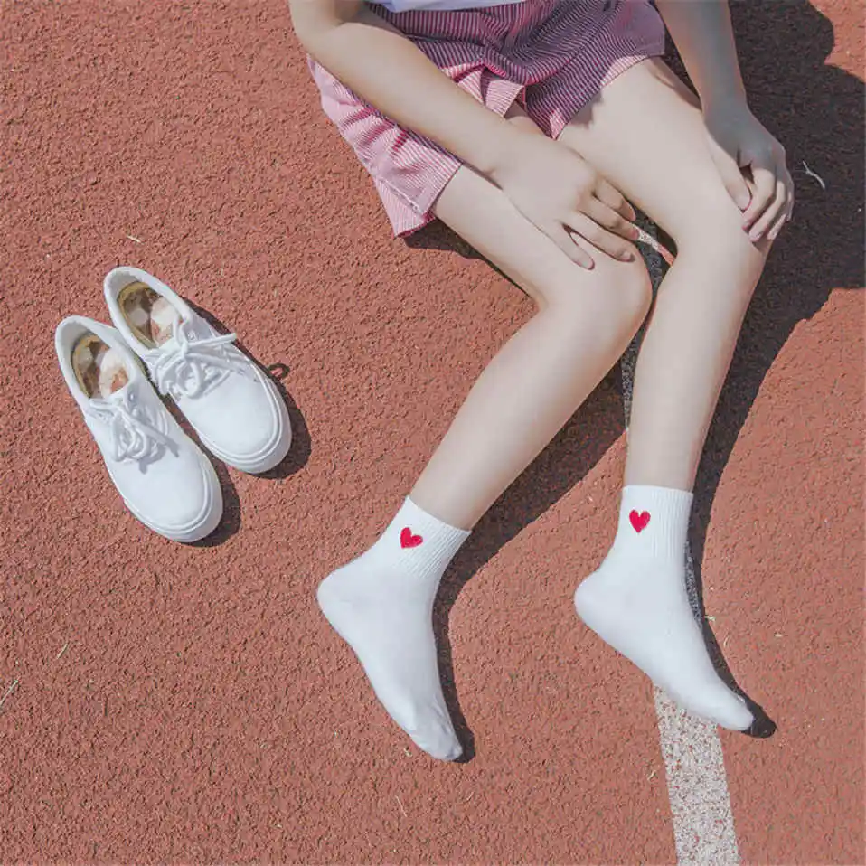 Женские носки с вышивкой Love Heart Sox в Корейском стиле Harajuku модные забавные Calcetines Mujer AMozae хлопковые