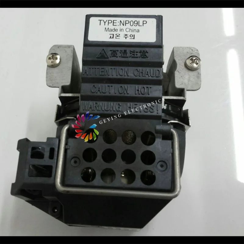 Бесплатная доставка оригинальный заменяемая прожекторная лампа NP09LP для NP61/NP62 |