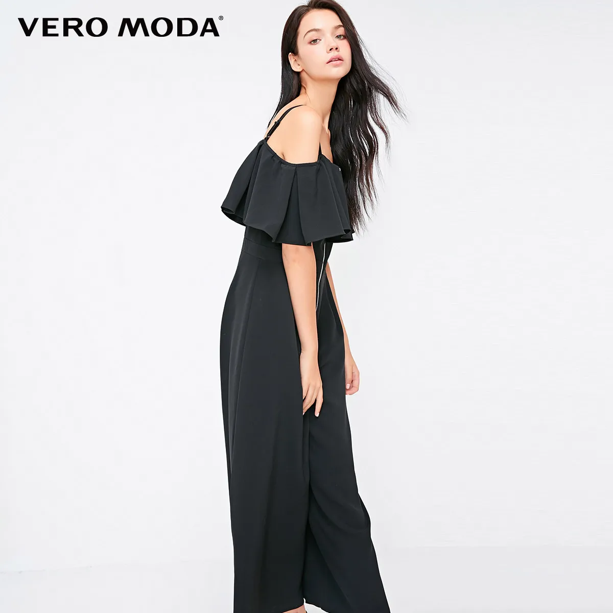 Женский комбинезон с оборками и вырезом лодочкой Vero Moda широкими штанинами
