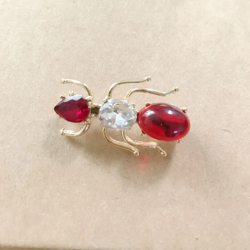 

Red Spider Brooches Cute Insect Animal Pins Series Accessories Wholesale Dropshipping