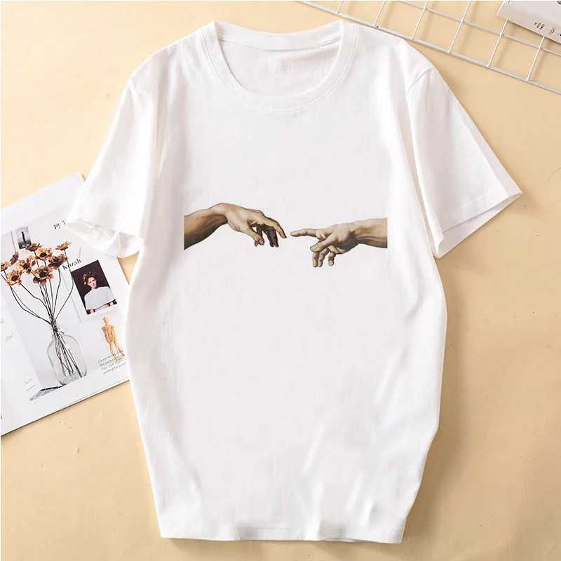 Женская футболка с коротким рукавом круглым вырезом и принтом Моны