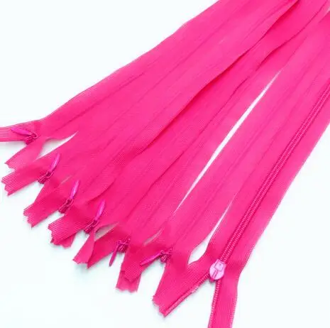 FUSHIA CNCRAFT 10 шт./лот 40 см невидимая молния Подушка юбка скрытая 3# Нейлон молния для шитья/одежды аксессуары DIY ручной работы ремесло - Цвет: FUSHIA