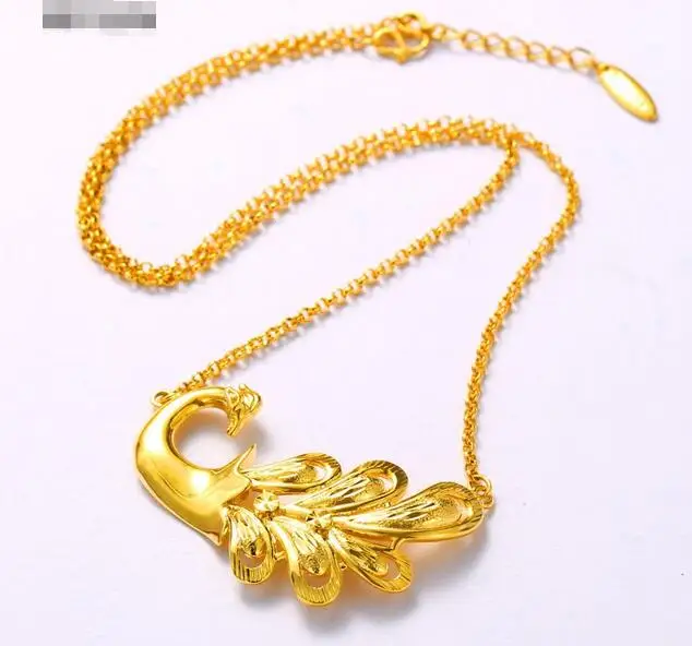 Beautiful Clavicle Chain Vintage Peacock Pendant Temperament Jewelry Necklace