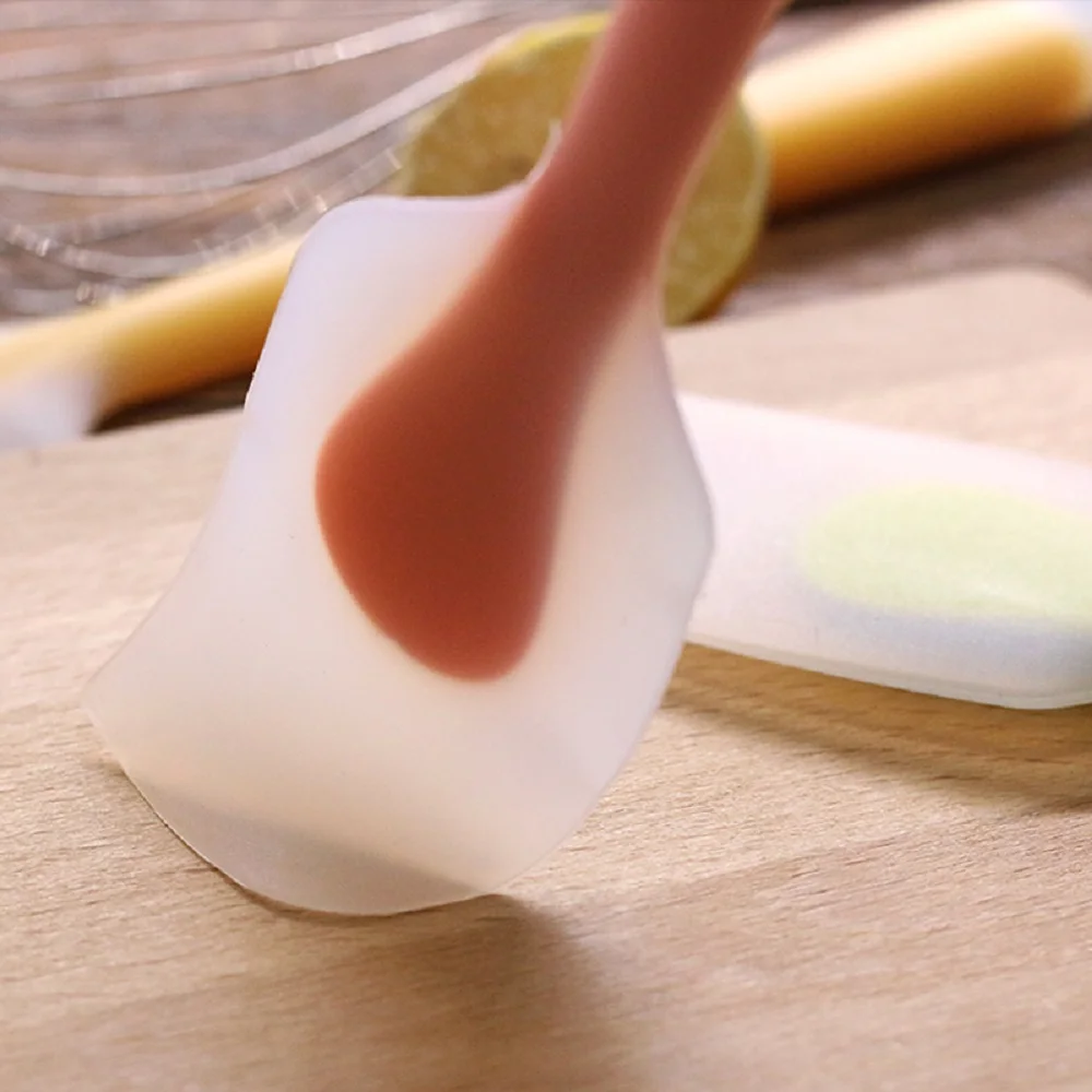 Visual Touch Silicone Cream Butter Cake Spatula Mixing Batter Scraper Mixer Baking Tool Kitchenware(Random Color) | Дом и сад