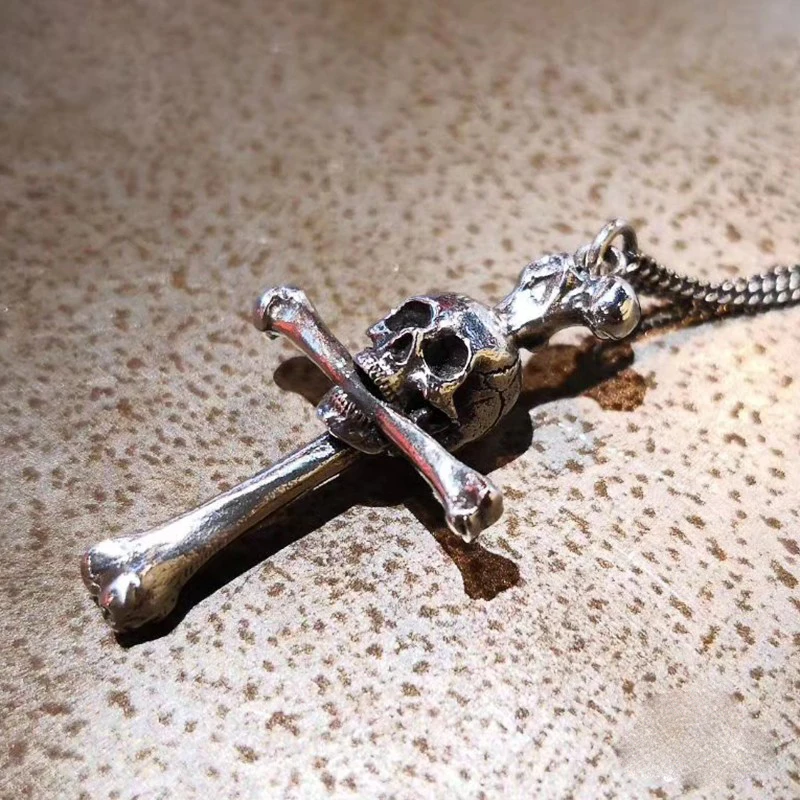 Оригинальный дизайн крест кулон 925 серебро эмаль ожерелье Личность кости |